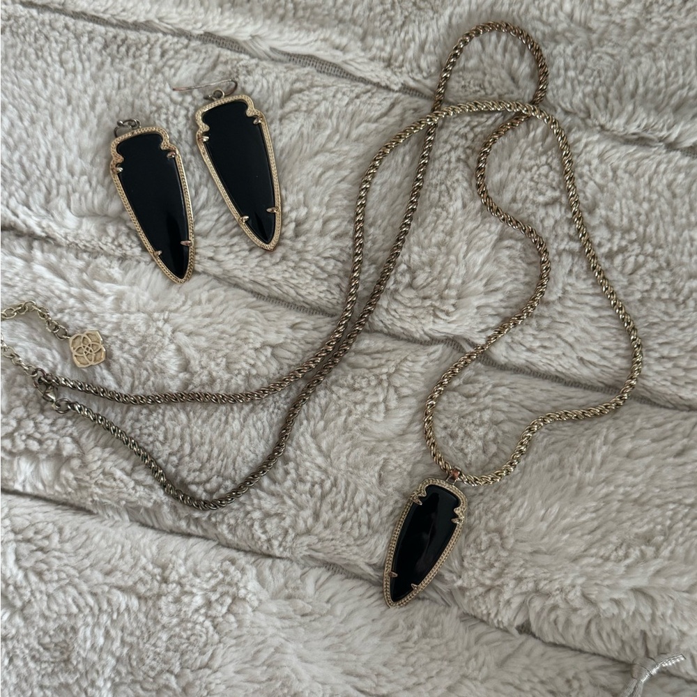 Kendra Scott Skylar set Black and Gold